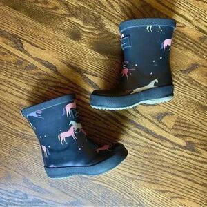 Joules unicorn rain boots in size UK 4 US 5